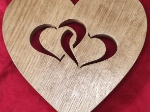 Dessous De Plat en bois En Forme De Coeur