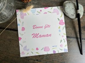 Carte "Bonne fête Maman" coeurs